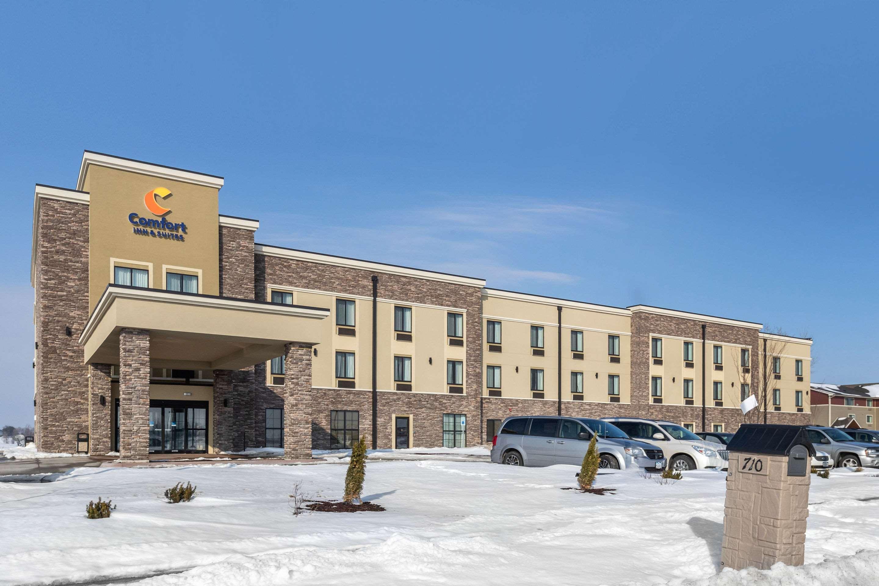 Comfort Inn & Suites Cedar Rapids Cid Eastern Iowa Airport Екстер'єр фото